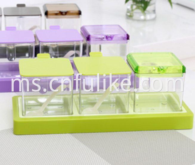 Plastic Seasoning Box